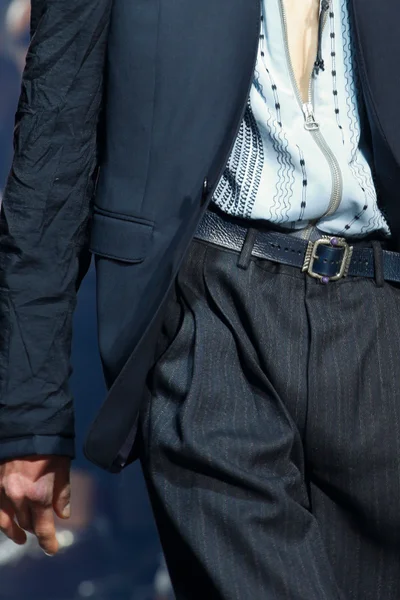 Look 7